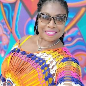 Meet your Posher, Lynne